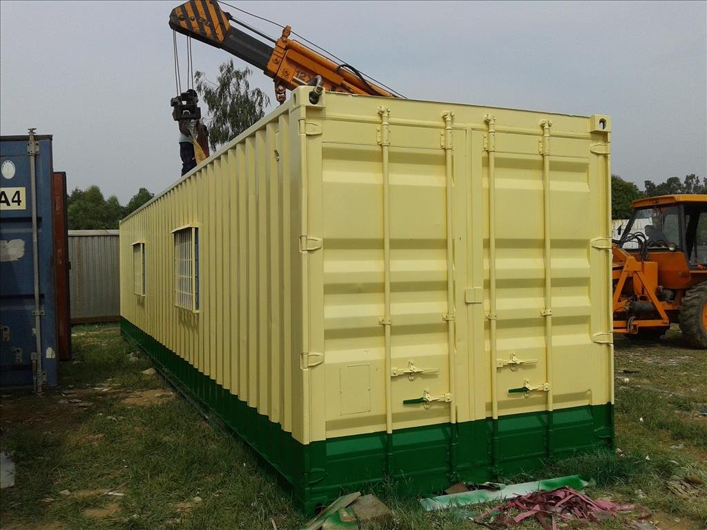 Shipping Containers - Image 3