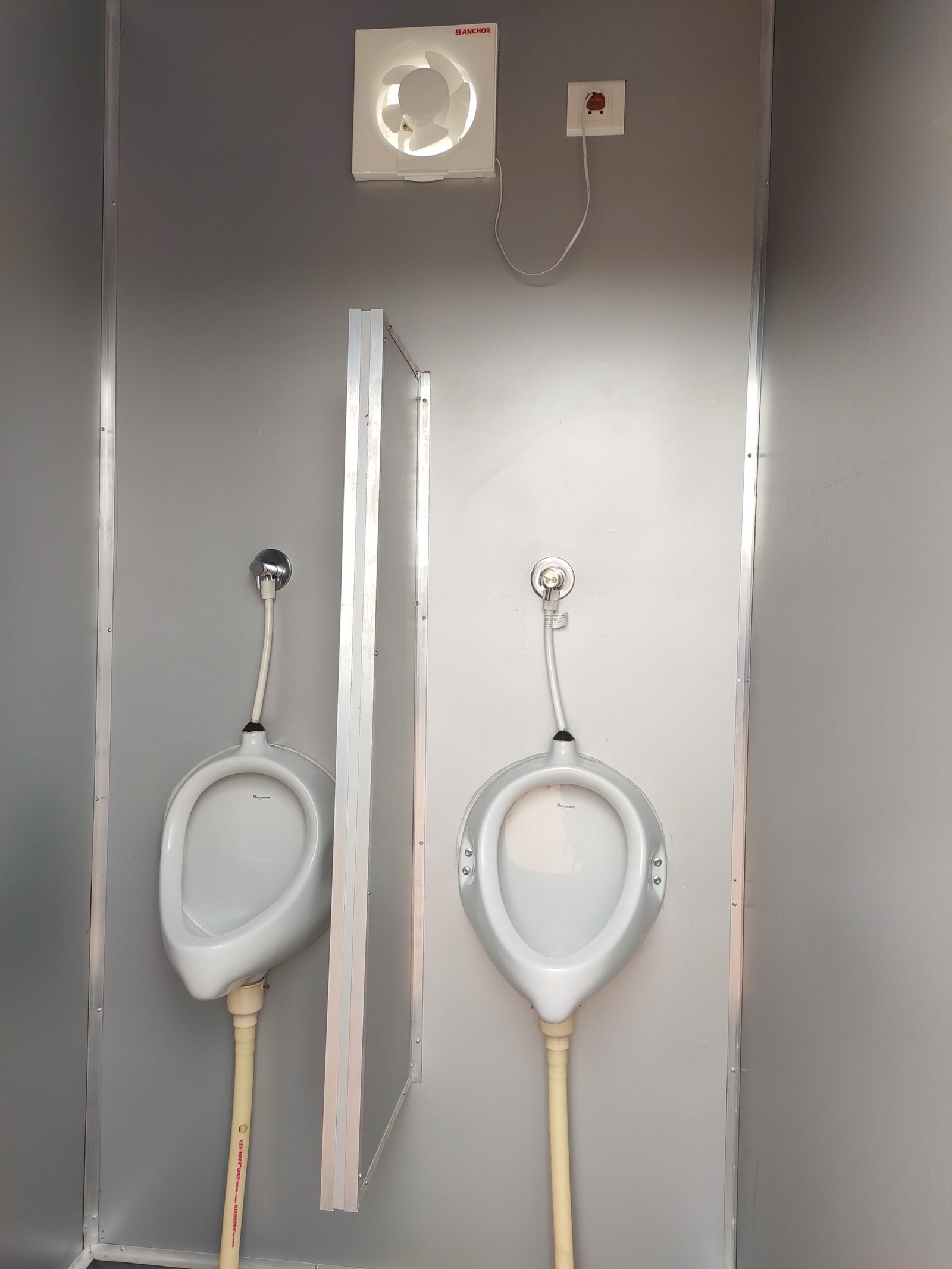 Portable Toilet with Urinals - Image 3