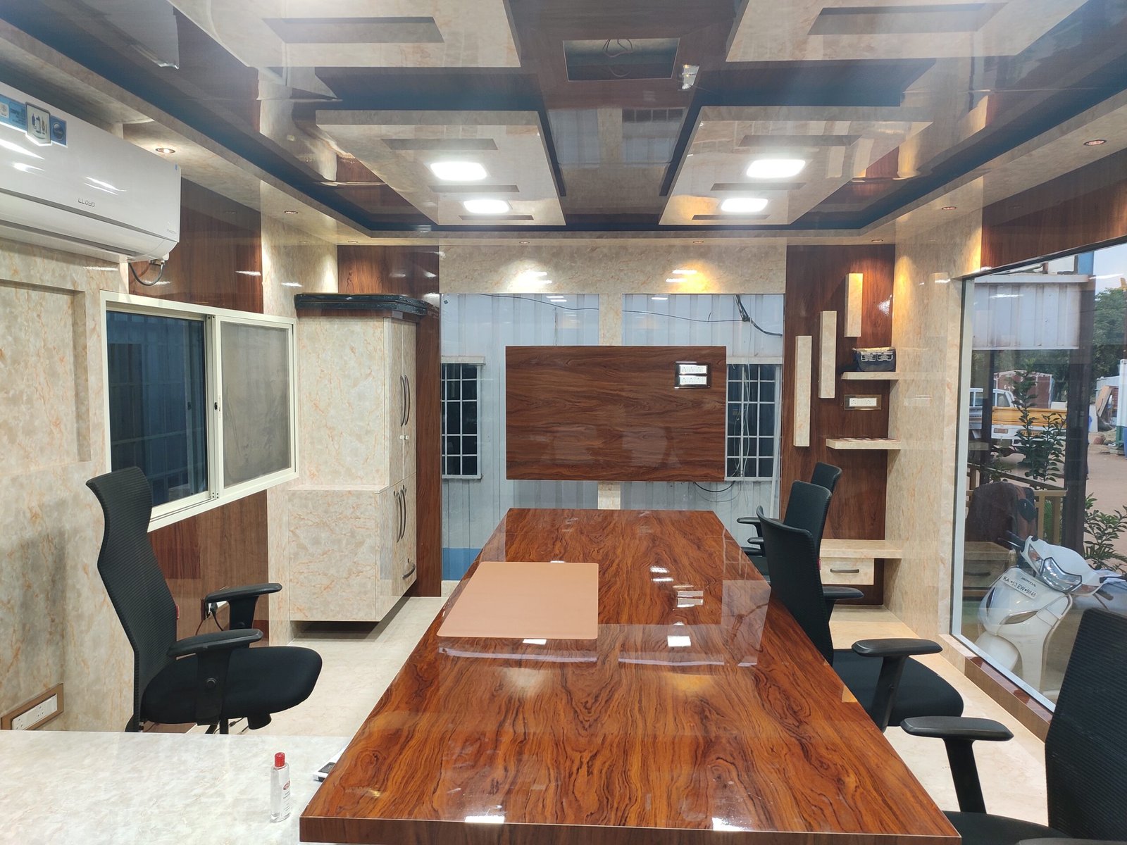 Portable Office Cabin - Image 4