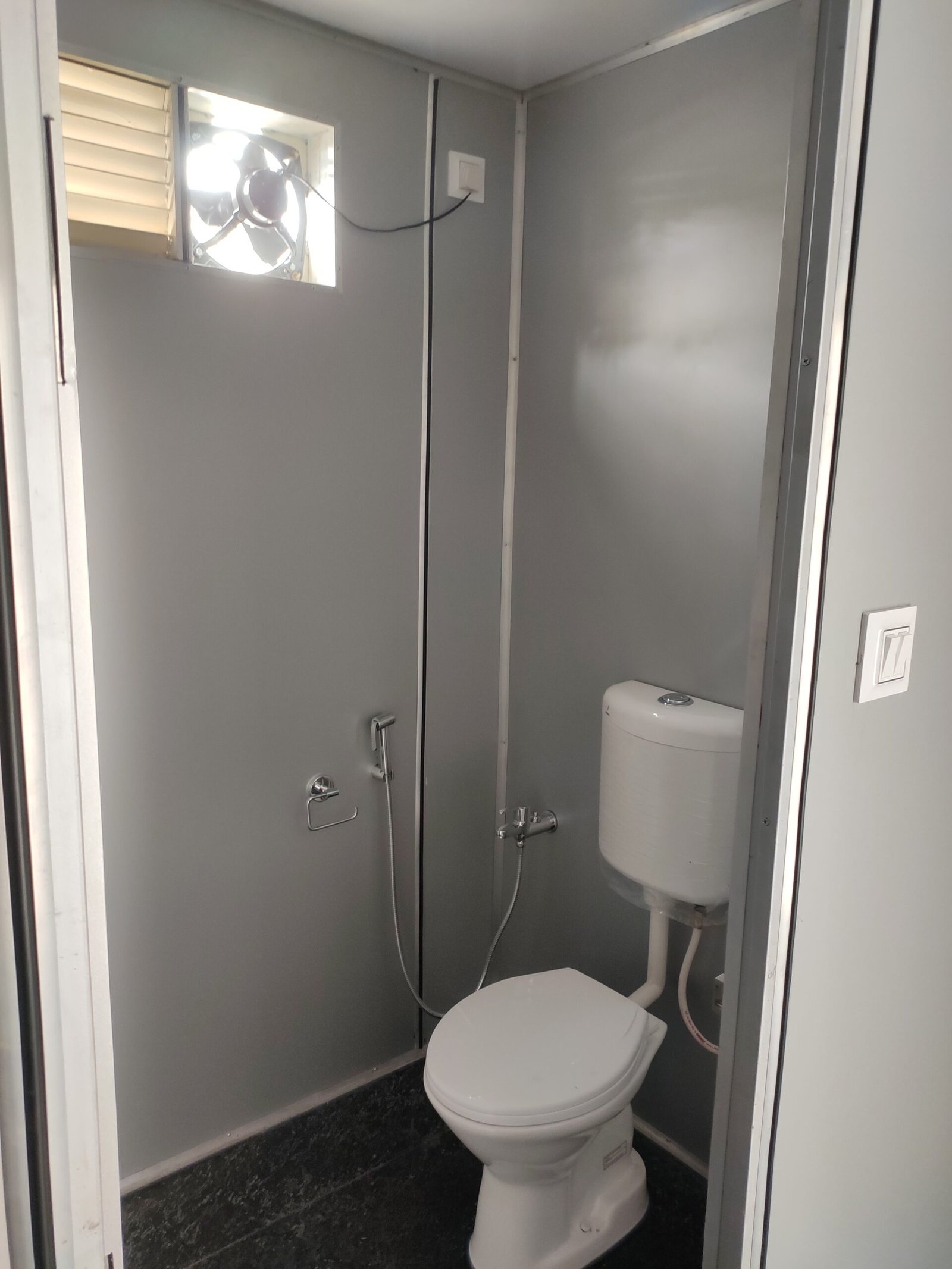 Portable Toilet Cabin - Image 4