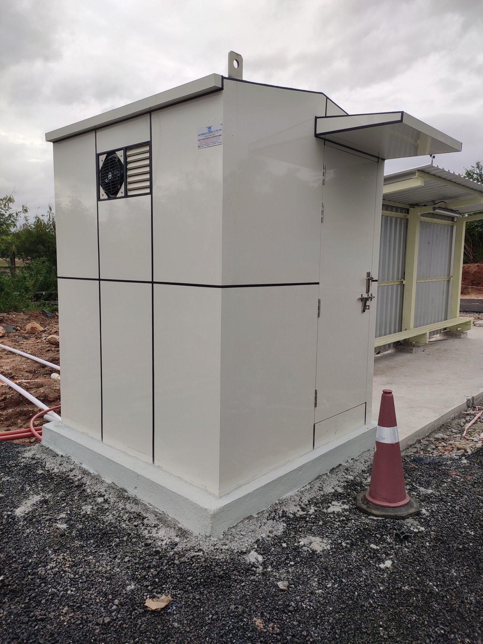 Portable Toilet Cabin